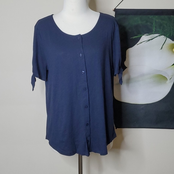 LOFT Tops - Loft Petite Tie Accent Sleeve Top